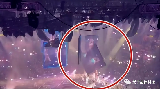 香港紅磡體育館LED屏幕突發(fā)掉落事故，舞臺(tái)舞美顯示屏產(chǎn)品更迭迫在眉睫
