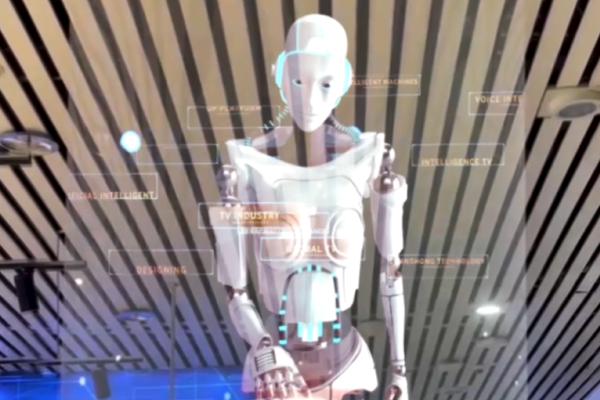 升降式懸浮透明屏 | 濟(jì)南高鐵站