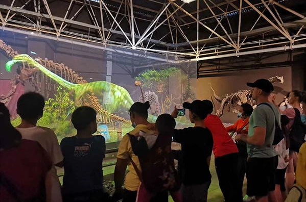 工信部發(fā)布虛擬現(xiàn)實產(chǎn)業(yè)關(guān)鍵技術(shù)和五大場景工程 光子晶體科技迎來產(chǎn)業(yè)發(fā)展戰(zhàn)略窗口期