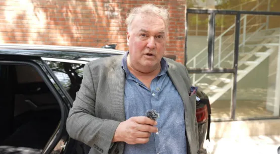 英國丘吉爾家族投資公司首席執(zhí)行官 帕諾·丘吉爾博士高度評價“光子智能座艙透明顯示系統(tǒng)”