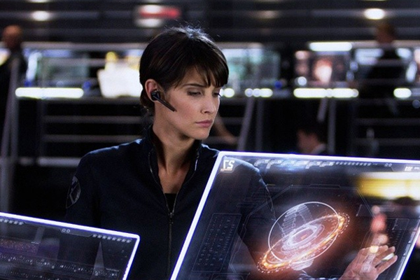 像美國大片那樣場景 透明顯示實現(xiàn)最佳的解決方案