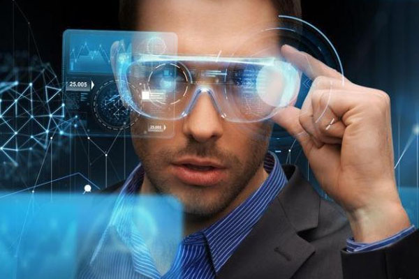 VR/AR涅槃重生，產(chǎn)業(yè)鏈將迎來爆發(fā)性增長